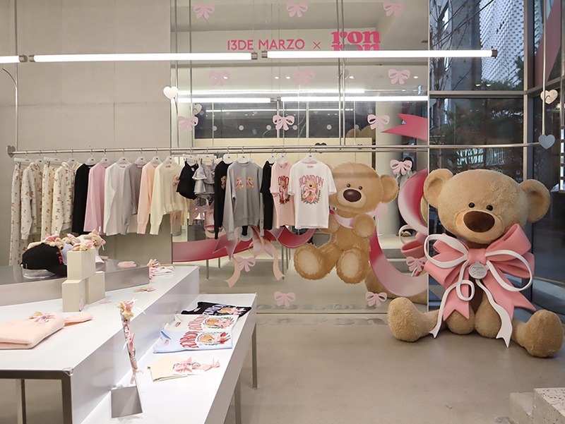 론론, 13DE MARZO와 협업 컬렉션 국내 첫 공개… 팝업스토어 진행 27-Image